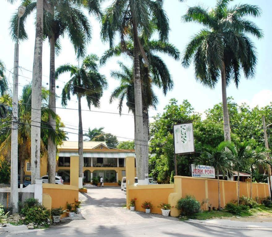 Palm Bay Guest House & Restaurant Montego Bay Exterior foto